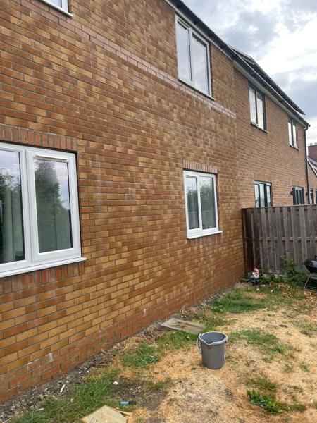 New-build brickwork, rear elevation