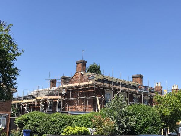 Scaffold to a large period property for re-roofing